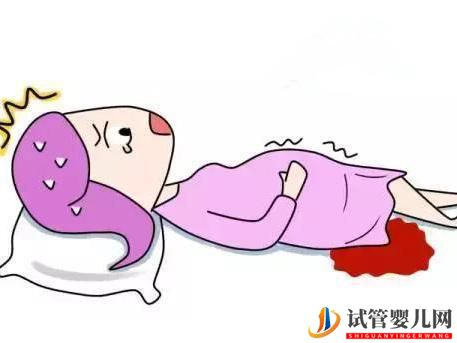 試管嬰兒胚胎移植后，著床時間出血怎么回事(圖1)