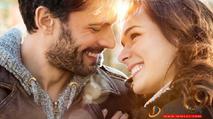 夫妻性生活能維持到多少歲 老年人性生活的幾個(gè)竅門要學(xué)會(huì)-易網(wǎng)<a>健康養(yǎng)生</a>網(wǎng) 夫妻性生活能維持到多少歲 老年人性生活的幾個(gè)竅門要學(xué)會(huì)(圖2)